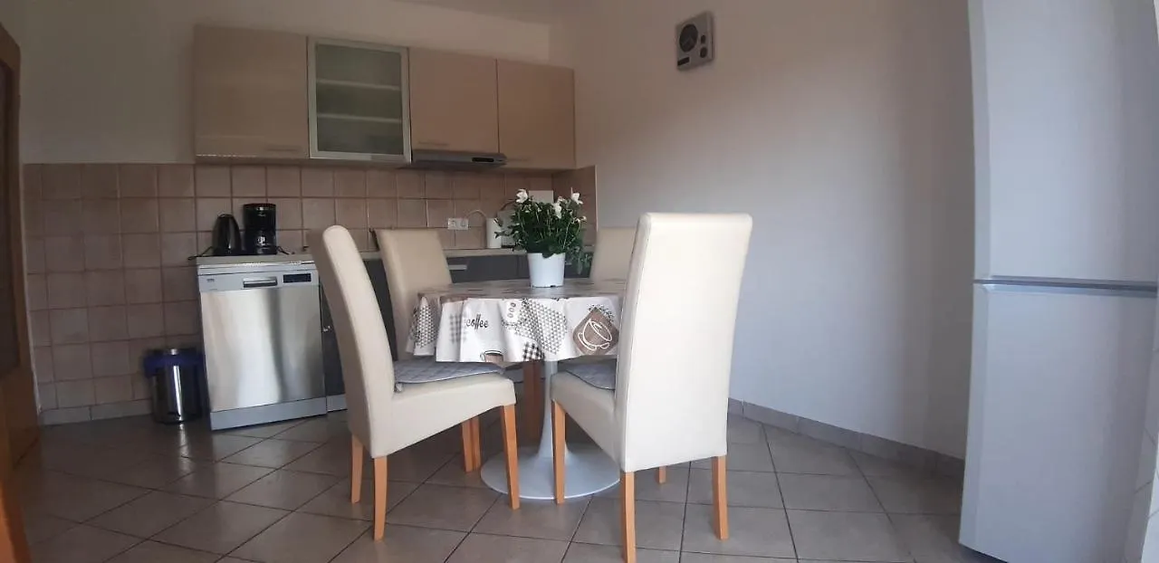 Apartman Lidija Linardići 0*,  Horvátország